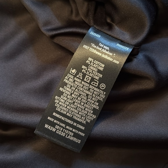 Ted Baker Pencil Skirt - size 1 (US 2/4) - knee length - zip closure - Picture 3 of 4